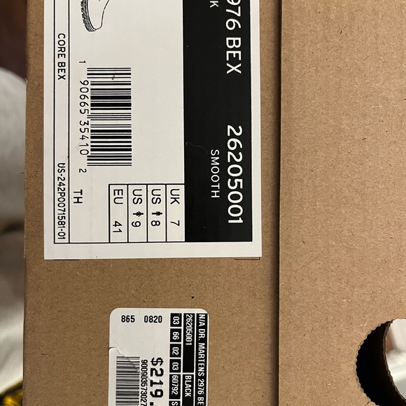 Dr. martens boots - Picture 2 of 2